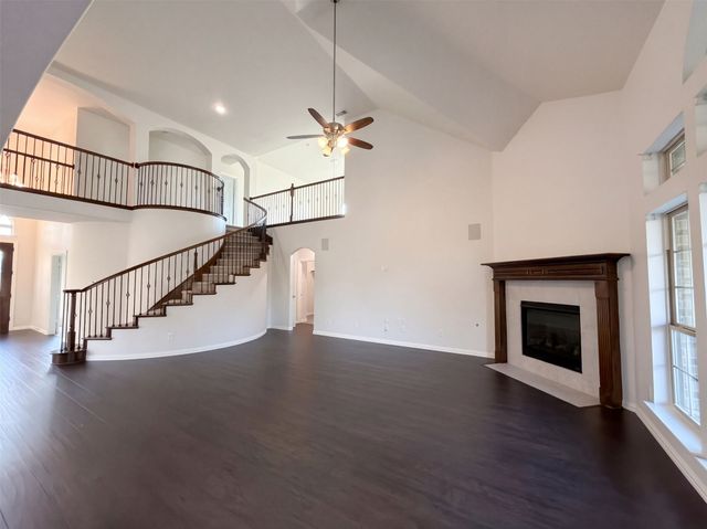 908 Heath Creek Drive, Desoto, TX 75115