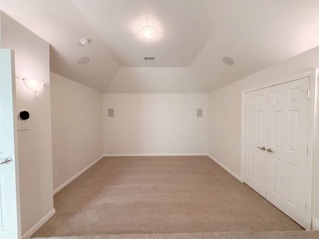 908 Heath Creek Drive, Desoto, TX 75115