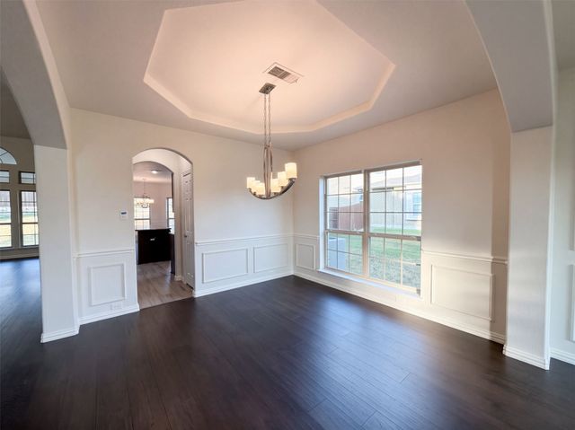 908 Heath Creek Drive, Desoto, TX 75115