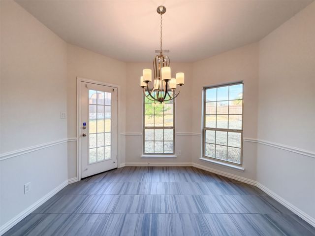 908 Heath Creek Drive, Desoto, TX 75115