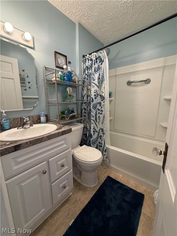1557 D Street, Lorain, OH 44052