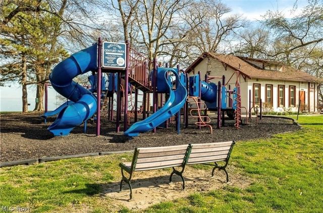 1557 D Street, Lorain, OH 44052