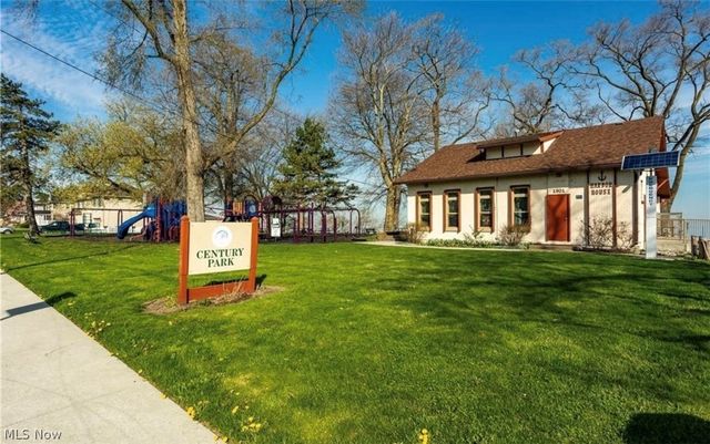 1557 D Street, Lorain, OH 44052