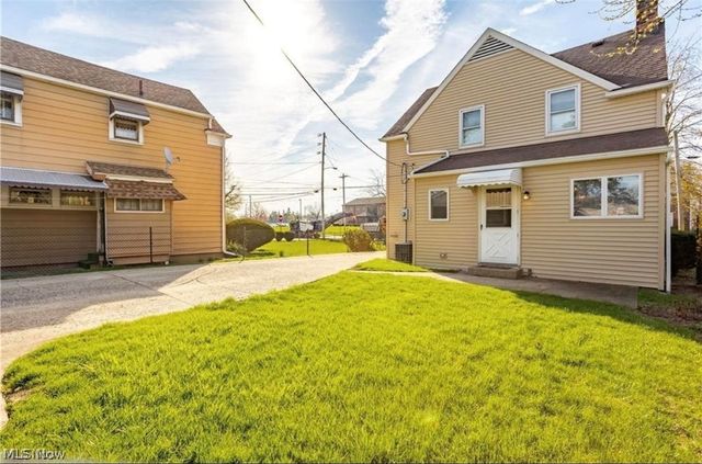1557 D Street, Lorain, OH 44052
