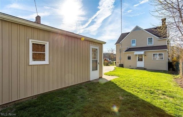 1557 D Street, Lorain, OH 44052