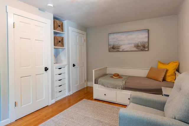 8 Lowell St, Billerica, MA 01862