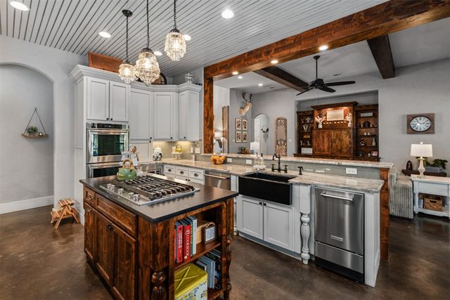 107 Nautical Point, Mabank, TX 75143