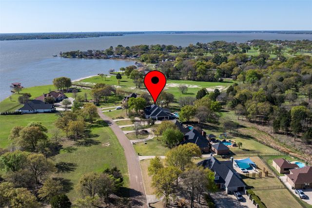 107 Nautical Point, Mabank, TX 75143