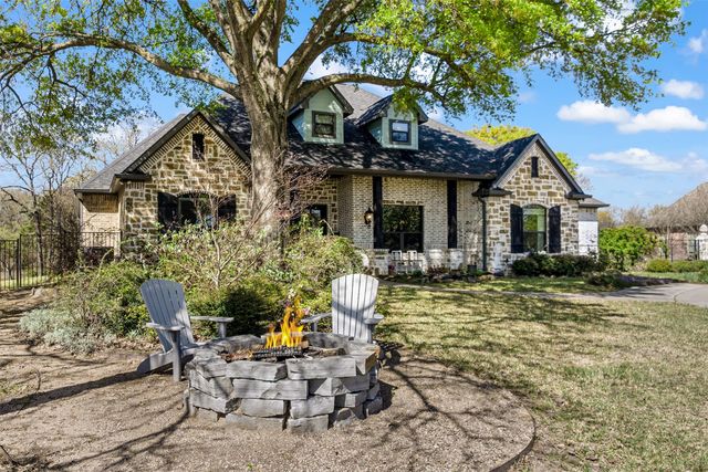 107 Nautical Point, Mabank, TX 75143