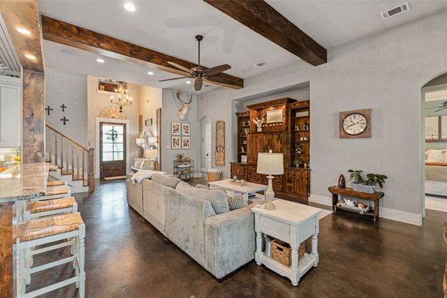 107 Nautical Point, Mabank, TX 75143