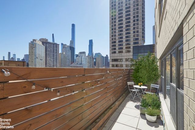 165 W 66th St Apt 15P, New York City, NY 10023