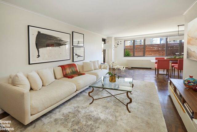 165 W 66th St Apt 15P, New York City, NY 10023