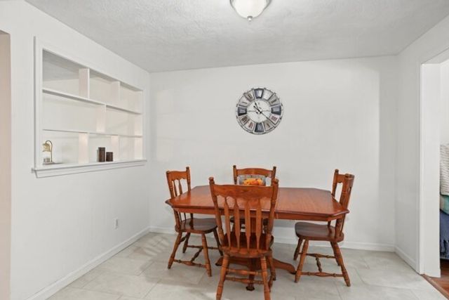 5 William Rd, Billerica, MA 01821