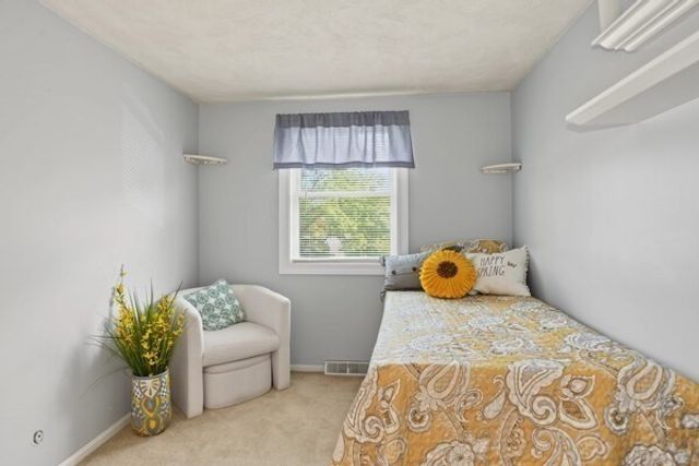 5 William Rd, Billerica, MA 01821