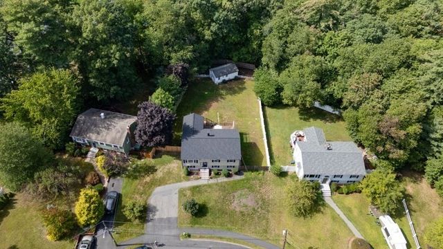 5 William Rd, Billerica, MA 01821