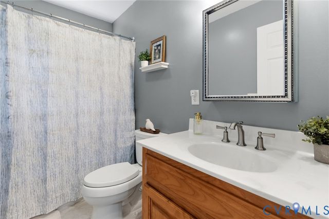 2800 Wilton Ct, Chester, VA 23831