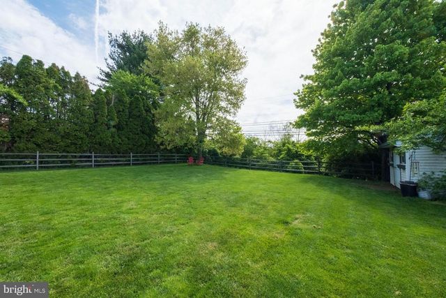 229 GRANDE VALLEY RD, Reading, PA 19606