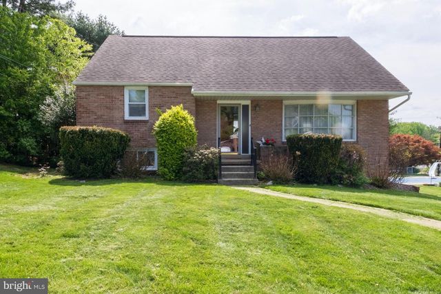 229 GRANDE VALLEY RD, Reading, PA 19606