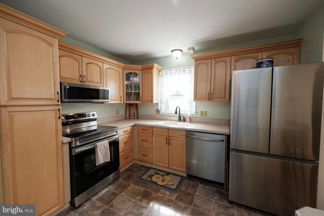 229 GRANDE VALLEY RD, Reading, PA 19606