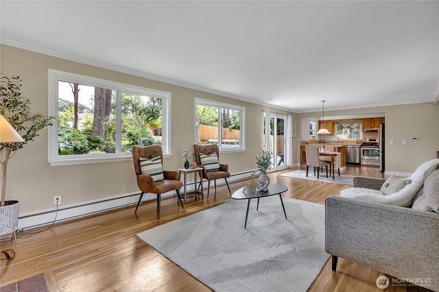 9511 Maple Avenue SW, Lakewood, WA 98499