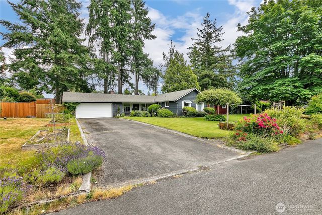 9511 Maple Avenue SW, Lakewood, WA 98499