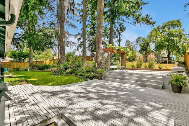 9511 Maple Avenue SW, Lakewood, WA 98499