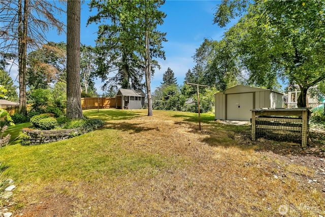 9511 Maple Avenue SW, Lakewood, WA 98499