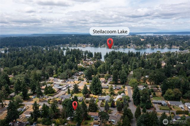 9511 Maple Avenue SW, Lakewood, WA 98499