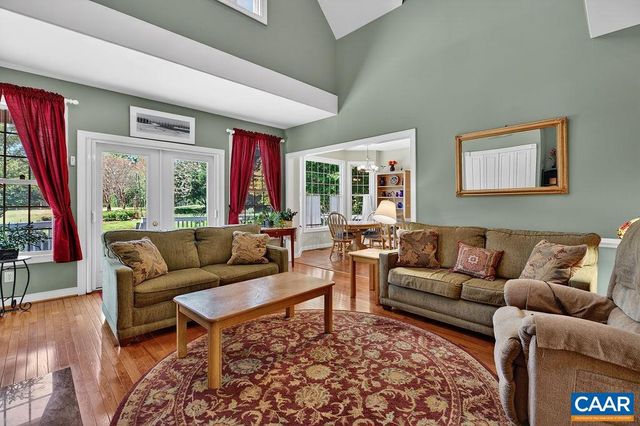 946 STONEY CREEK EAST, Nellysford, VA 22958
