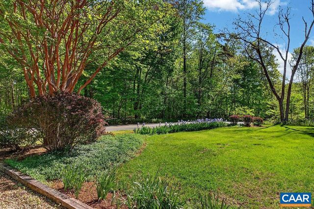 946 STONEY CREEK EAST, Nellysford, VA 22958