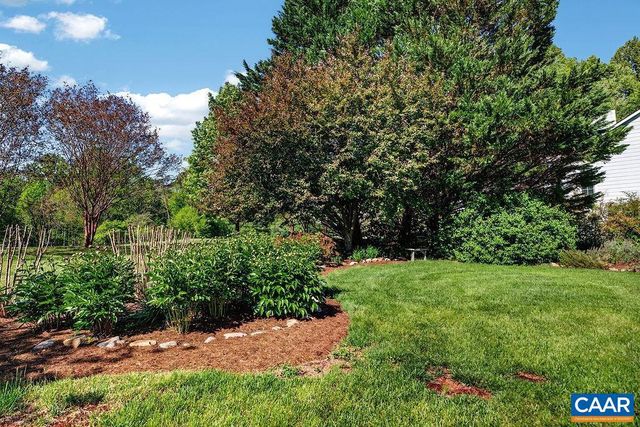 946 STONEY CREEK EAST, Nellysford, VA 22958