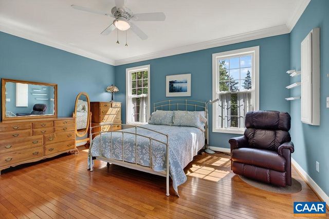 946 STONEY CREEK EAST, Nellysford, VA 22958