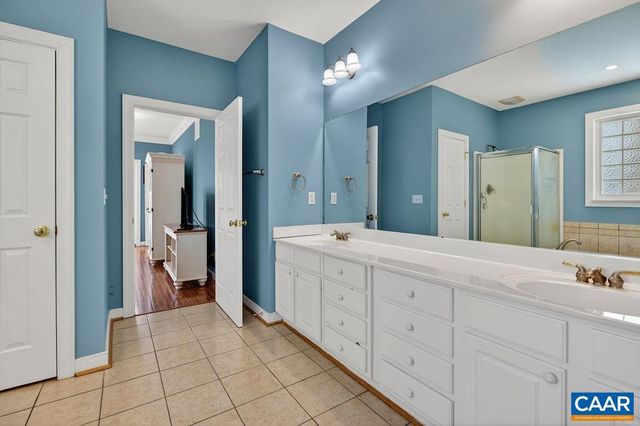 946 STONEY CREEK EAST, Nellysford, VA 22958
