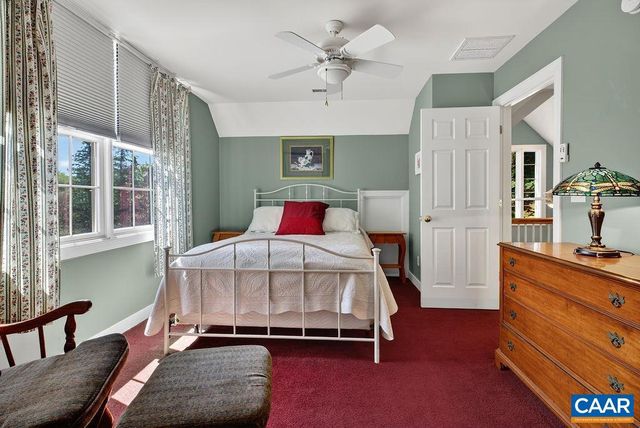 946 STONEY CREEK EAST, Nellysford, VA 22958