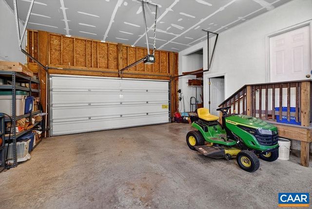 946 STONEY CREEK EAST, Nellysford, VA 22958