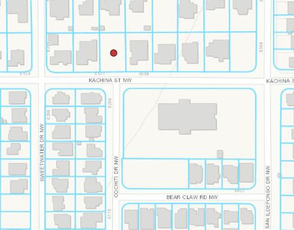 6101 Kachina Street NW, Albuquerque, NM 87120