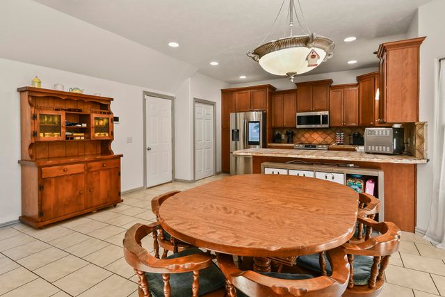 2481 W Chatsworth Court, Springfield, MO 65810