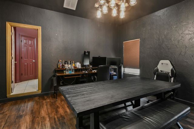 2481 W Chatsworth Court, Springfield, MO 65810