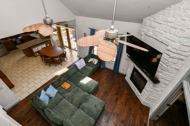 2481 W Chatsworth Court, Springfield, MO 65810
