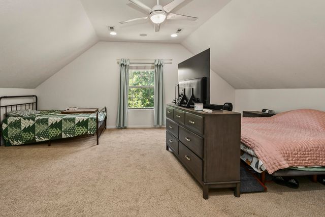 2481 W Chatsworth Court, Springfield, MO 65810