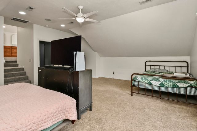 2481 W Chatsworth Court, Springfield, MO 65810