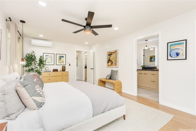 2846 Lowrey Avenue, Honolulu, HI 96822