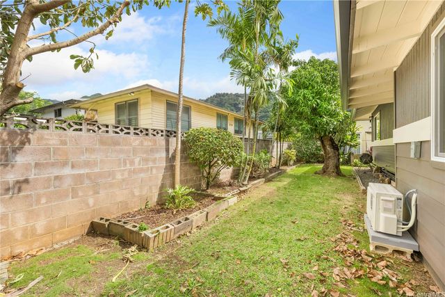 2846 Lowrey Avenue, Honolulu, HI 96822