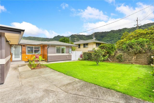 2846 Lowrey Avenue, Honolulu, HI 96822