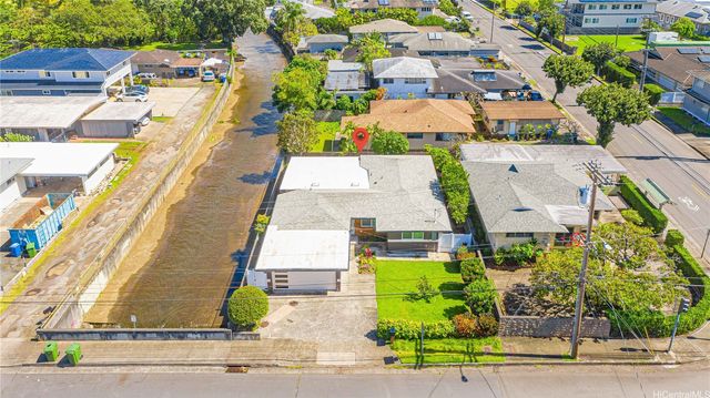 2846 Lowrey Avenue, Honolulu, HI 96822