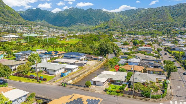 2846 Lowrey Avenue, Honolulu, HI 96822