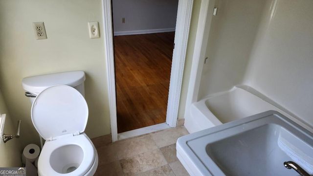 4456 Luxembourg Drive SW, Decatur, GA 30034