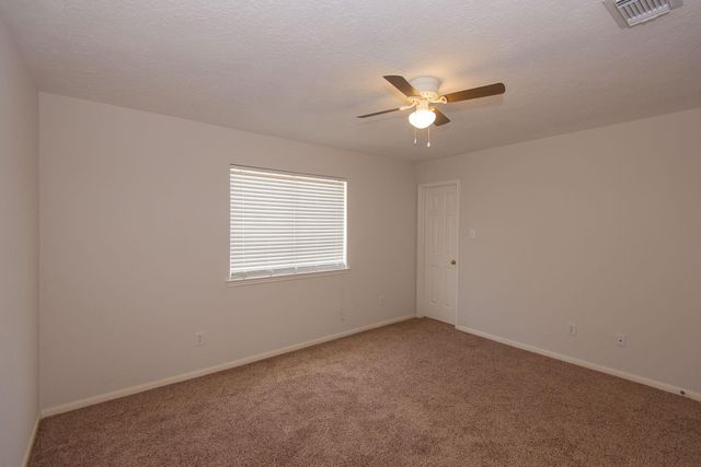 2207 Ames Street, Pearland, TX 77584