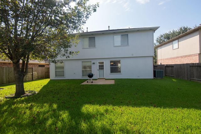 2207 Ames Street, Pearland, TX 77584
