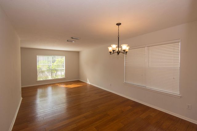 2207 Ames Street, Pearland, TX 77584